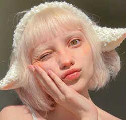 棒棒糖的头像-优优资源